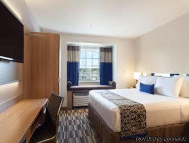 Microtel & By Wyndham 3*